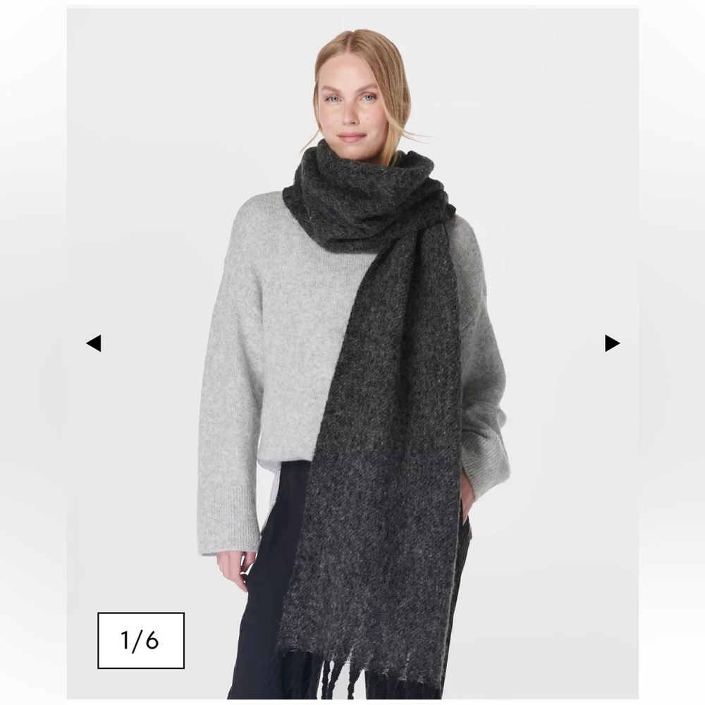 NWT Sweaty Betty Soft Cloud Scarf in charcoal black